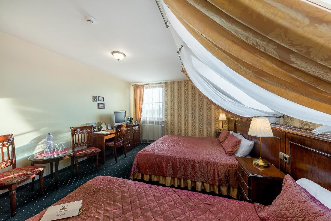 Rowing Hotel Тракай Экстерьер фото