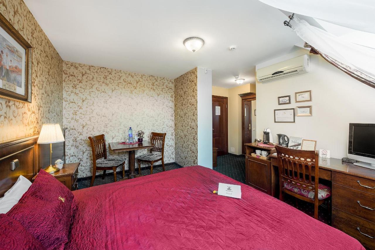 Rowing Hotel Тракай Экстерьер фото