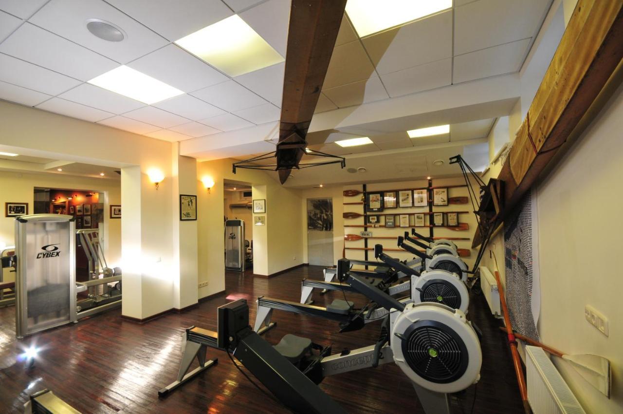 Rowing Hotel Тракай Экстерьер фото
