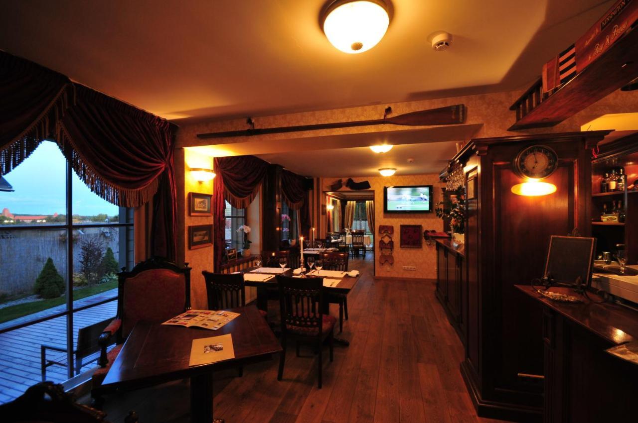 Rowing Hotel Тракай Экстерьер фото